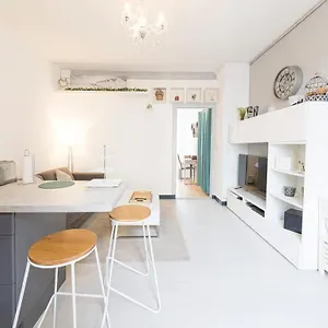 L'authentique - Joli T2, Cosy, Proche Gare Appartement